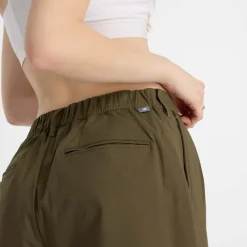 New Balance Boylston Twill Tapered Pants in Green