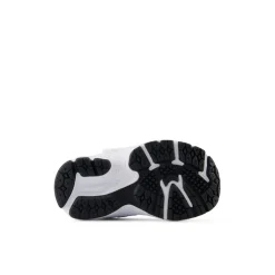 New Balance Infants 2002 Hook & Loop Trainers in White