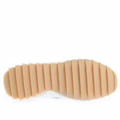 New Balance RC30 Trainers in White