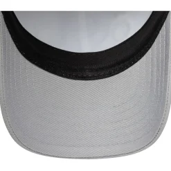 New Era 9forty in Grey