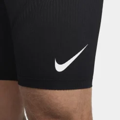 Nike Aeroswift Dri Fit Running Shorts in Black