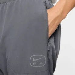 Nike Air Run Zipped Pocket Pants in Grey