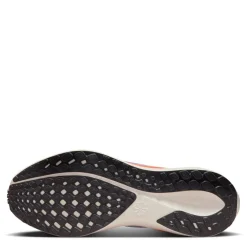 Nike Air Zoom Pegasu Low Top Road Shoes in Multi