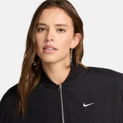 Nike Bomber Jacket in Black