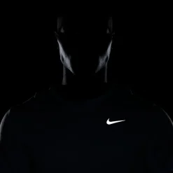 Nike Crew Neck Regular Fit T-Shirt in Blue