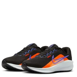 Nike Downshifter 13 in Black