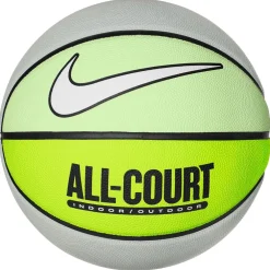 Nike Elite All Court in Green