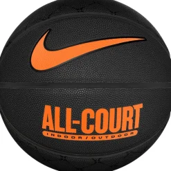 Nike Everyday All Court in Grey