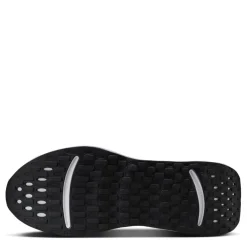 Nike Legend Essential 4 Low Top Sneakers in Black