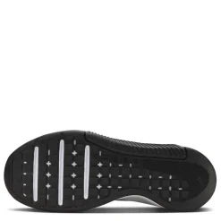 Nike Mc Trainer 3 Workout Trainers in Black