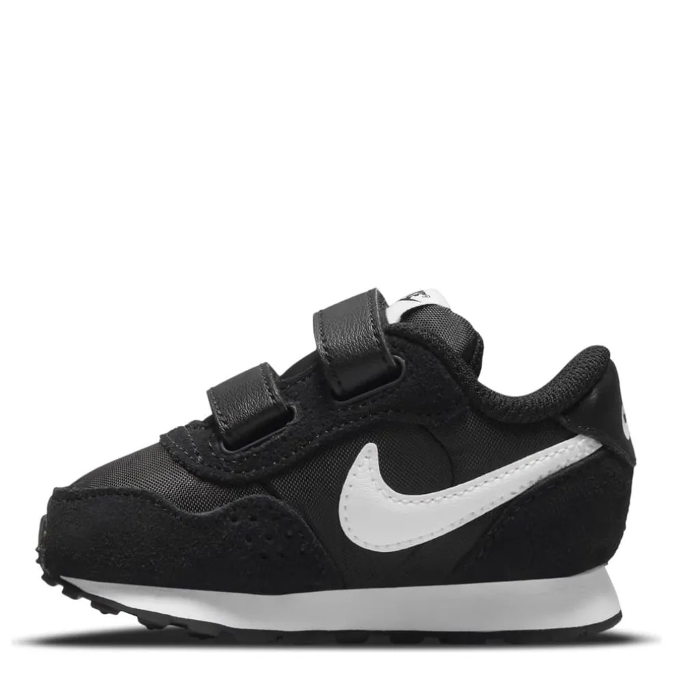 Nike Md Valiant Infant Boys Shoe in Black