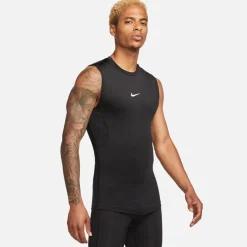 Nike Mens Pro Core Sleeveless Base Layer in Black