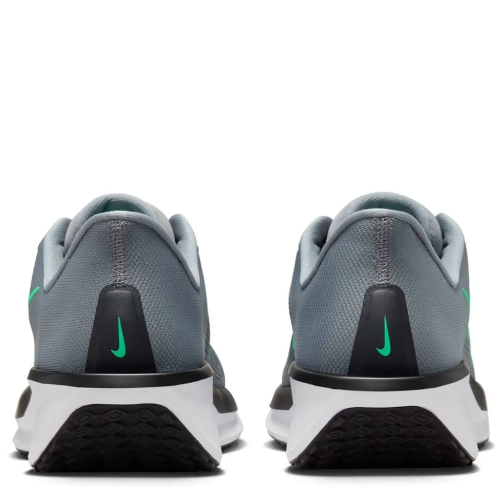 Nike Mens Quest 6 Road Running Shoes in Grey