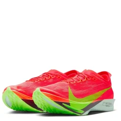 Nike Mens Streakfly 2 Road Running Shoes in Red