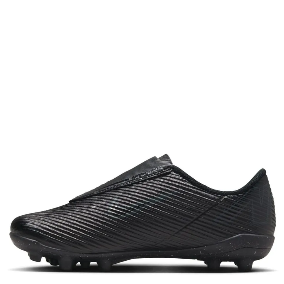 Nike Mercurial Vapour 16 Club Childrens Firm Ground Football Boots in Black