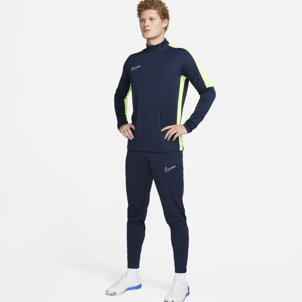 Nike Mock Neck Regular Fit Athletic Top in Blue