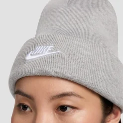 Nike Nsw Peak Beanie Sn54 in Grey