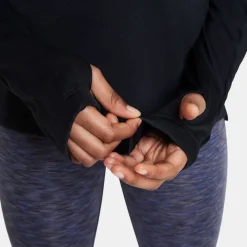 Nike Older Girls Dri Fit Long Sleeve Half Zip in Black