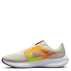 Nike Pegasus 40 Road Running Trainers in White