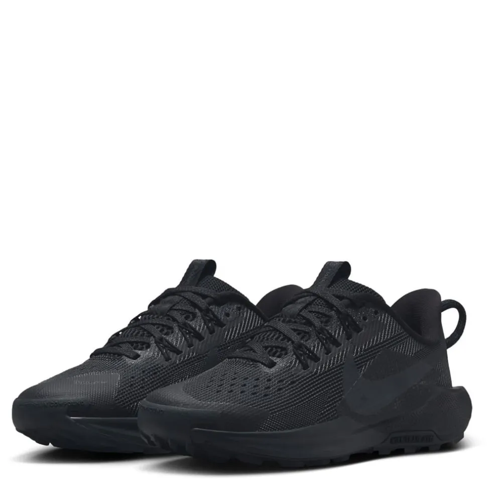 Nike Pegasus Trail 5 Kids Low Top Running Sneakers in Black