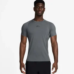 Nike Pro Ss Top in Grey