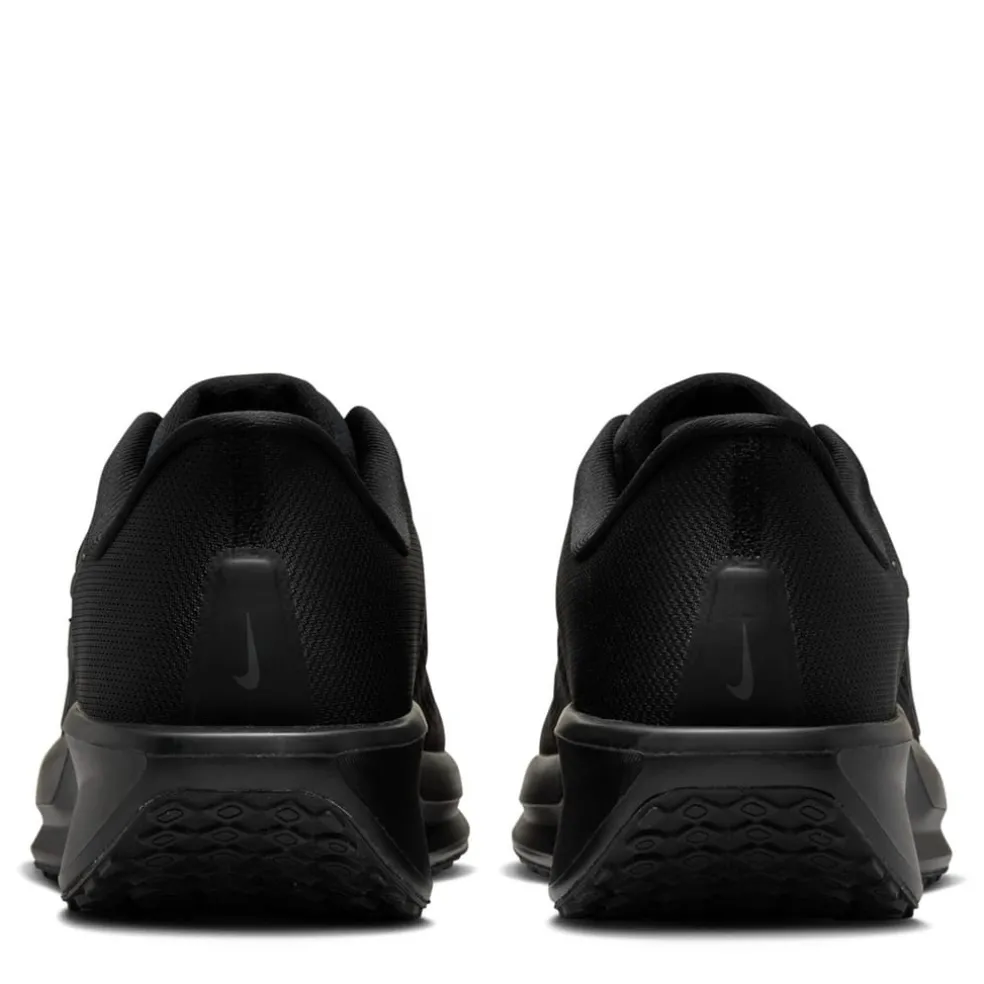 Nike Quest 6 Road Running Trainers in Black