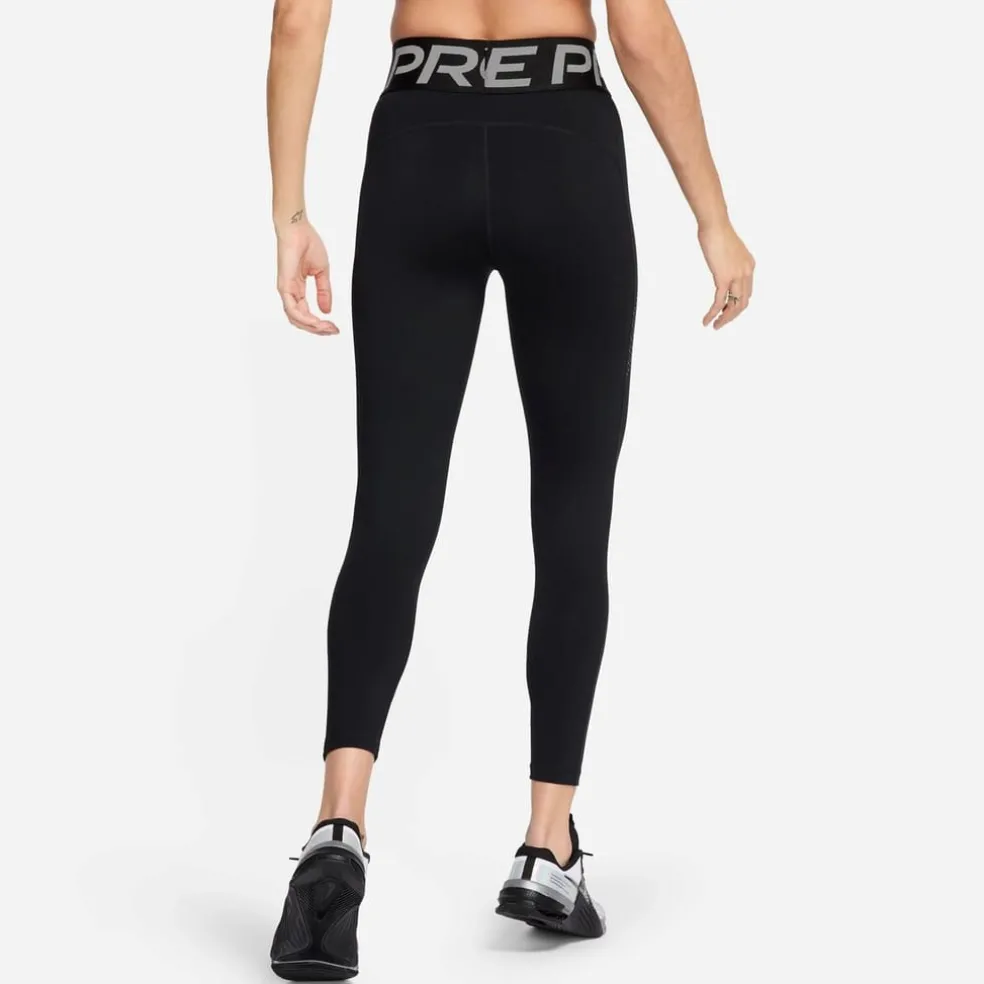 Nike Sculpt 7/8 Athletic Pants in Black