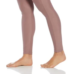 Nike Slim Legging in Pink
