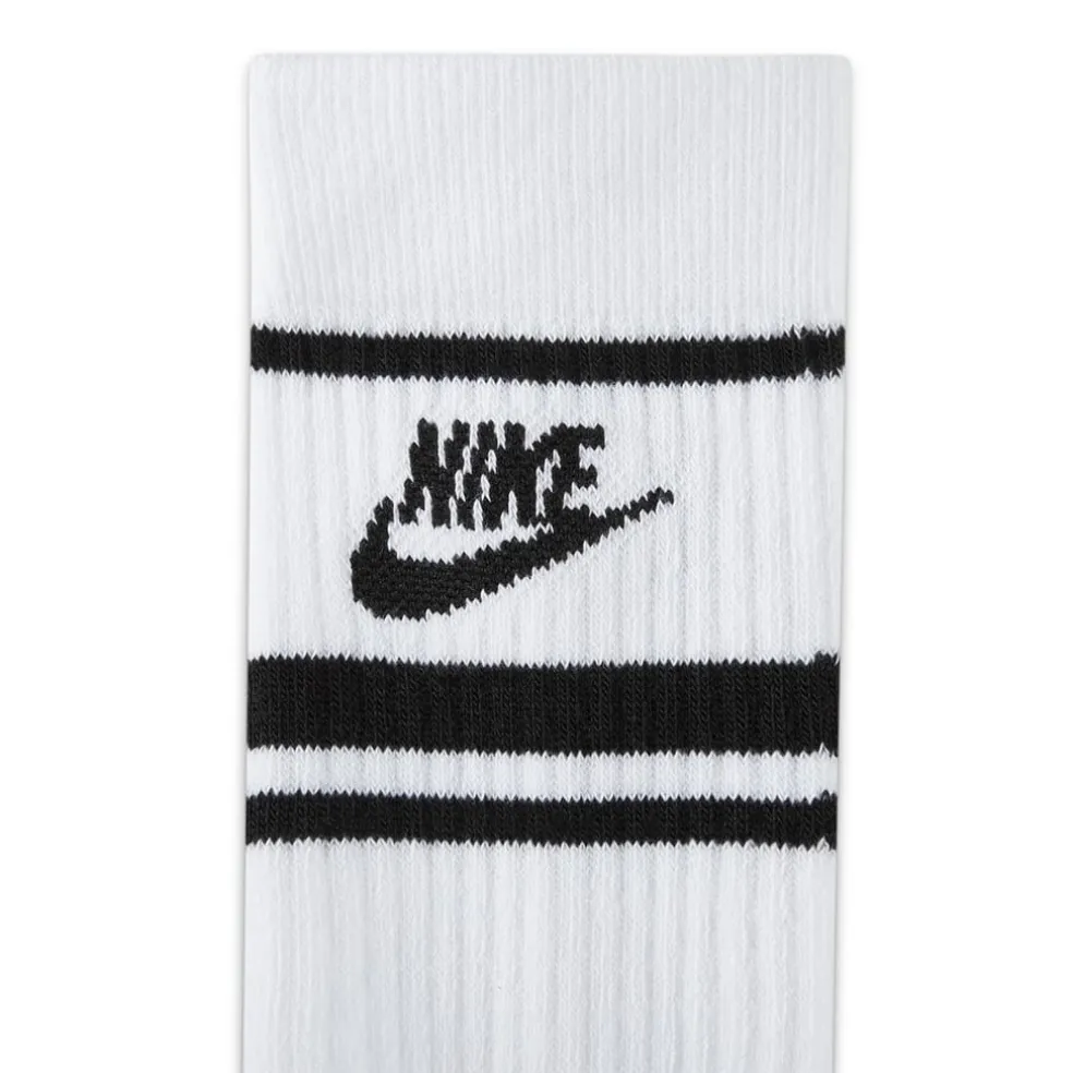 Nike Sportswear Dri Fit Everyday Essential Crew Socks (3 Pairs) in White