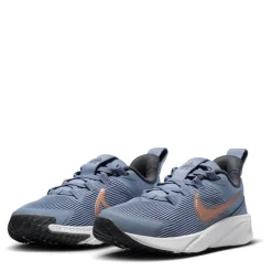 Nike Star Runner 4 Low Top Sneakers in Grey
