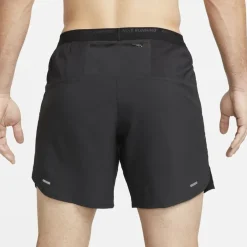 Nike Stride 7in Shorts in Black