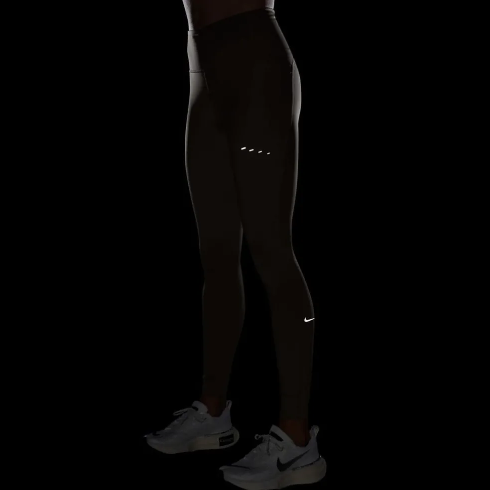 Nike Swift 7/8 Athletic Pants in Brown