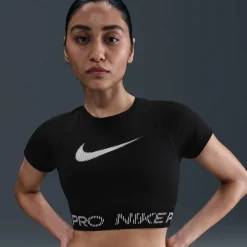 Nike Teamtee Grx in Black