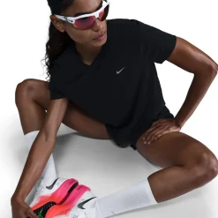 Nike Tempo Tee in Black