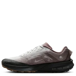 Nike Terra Kg 10 Wtp in Grey