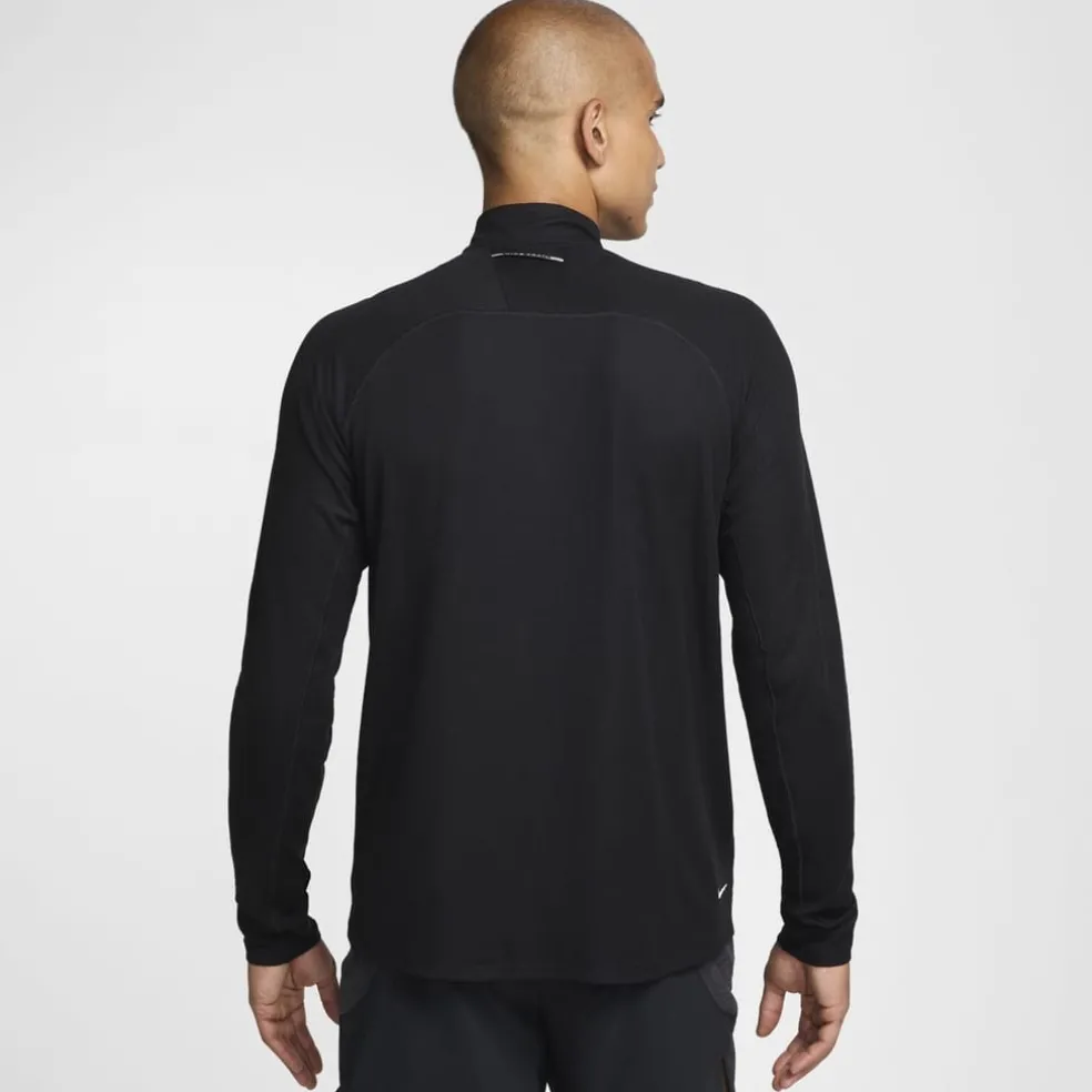 Nike Trail Long Sleeve Mid Layer T-Shirt in Black