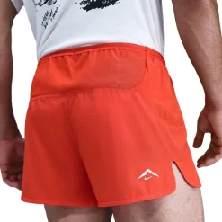 Nike Trailwind Shorts in Red