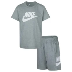 Nike T-Shirt Short Set in Grey