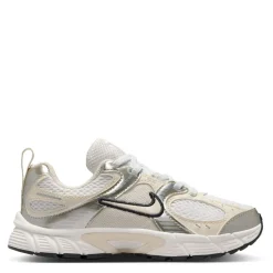 Nike V5 Rnr in White