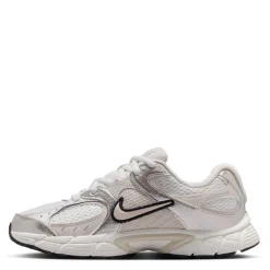 Nike V5 Rnr Shoes Juniors in White