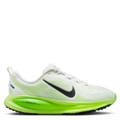 Nike Vomero 18 in White