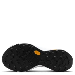 Nike Zmx Ultrfly Trl in Red