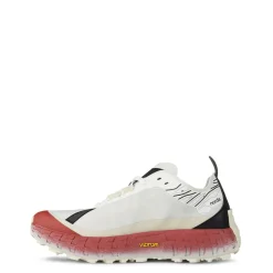 Norda 001 Trainers in Brown