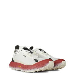 Norda 001 Trainers in Brown