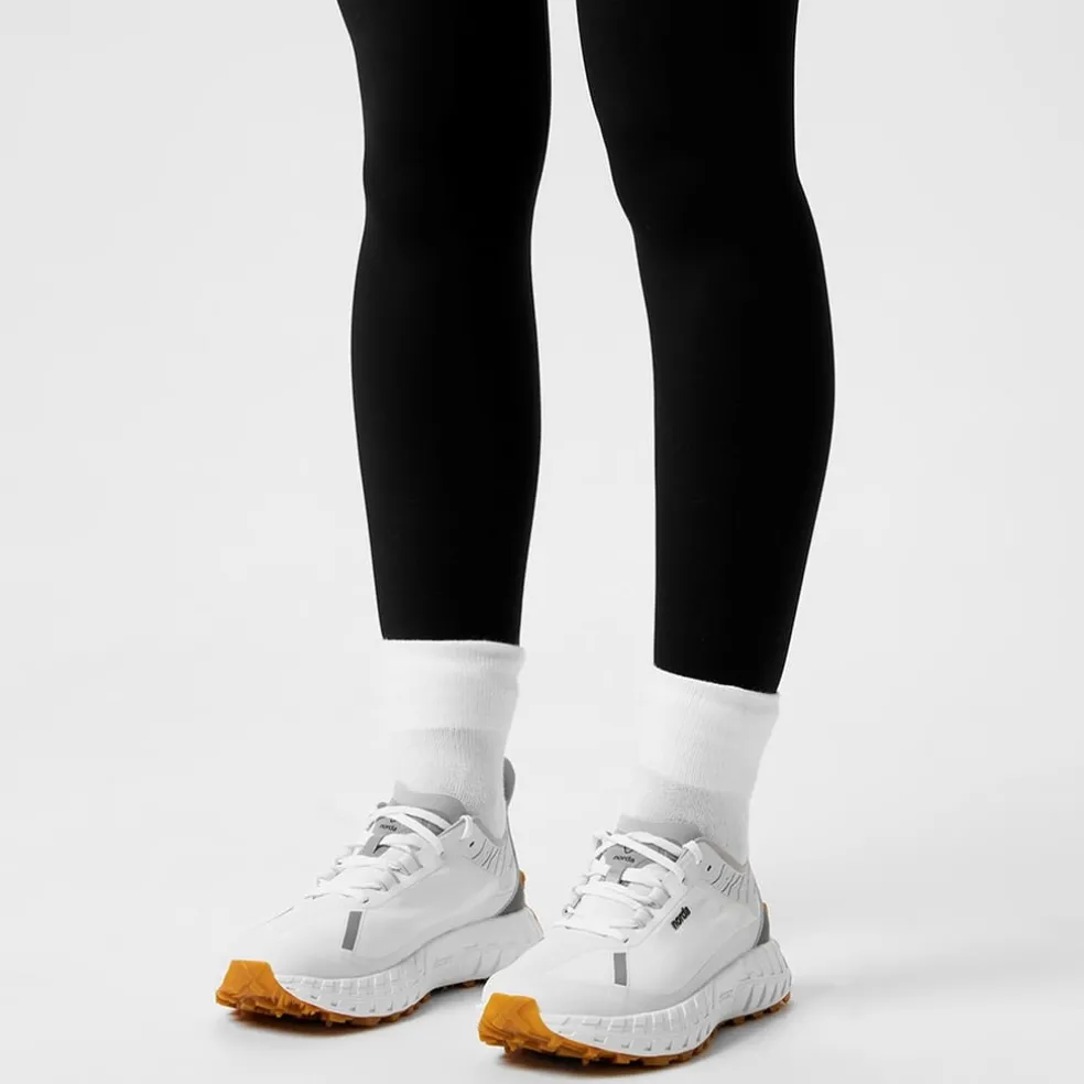 Norda 001 Trainers in White