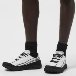 Norda White Stripe Patterned Road Shoes in White