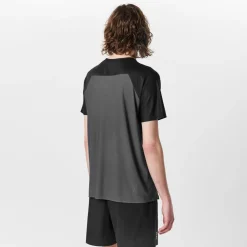 On Regular Fit Crew Neck Short Sleeve T-Shirt in Black