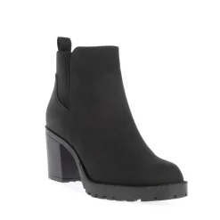 Only Barbara Heeled Chelsea Boots in Black