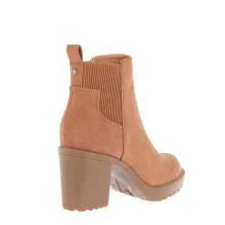 Only Barbara Heeled Chelsea Boots in Cognac