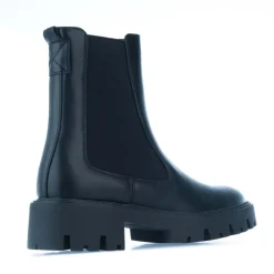 Only Betty Chelsea Boots in Black